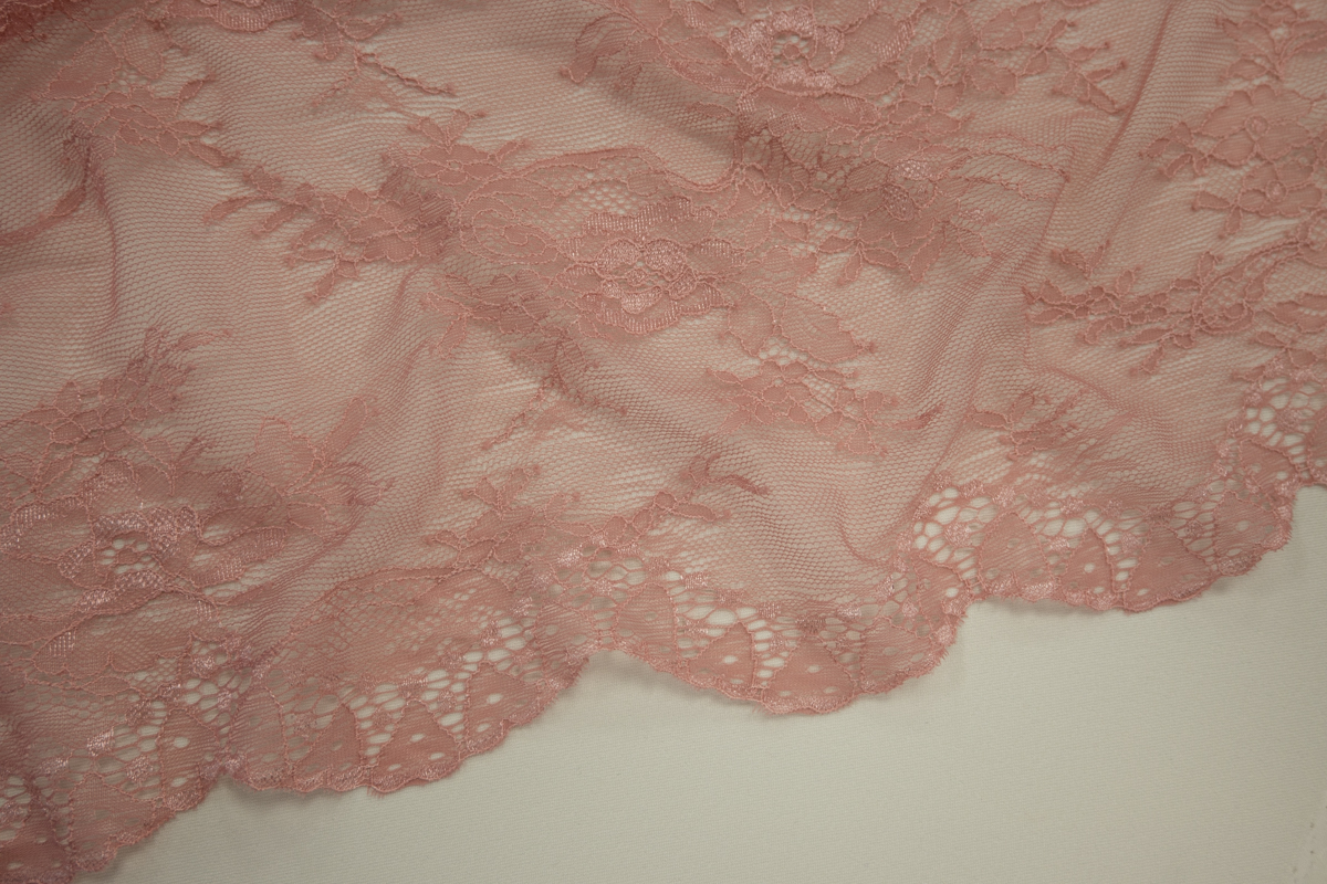 Čipka Soft Rose 104
