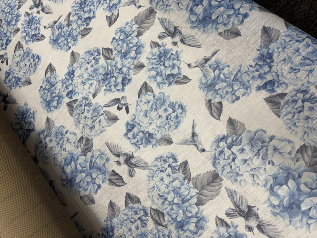 Lan Look Print 25